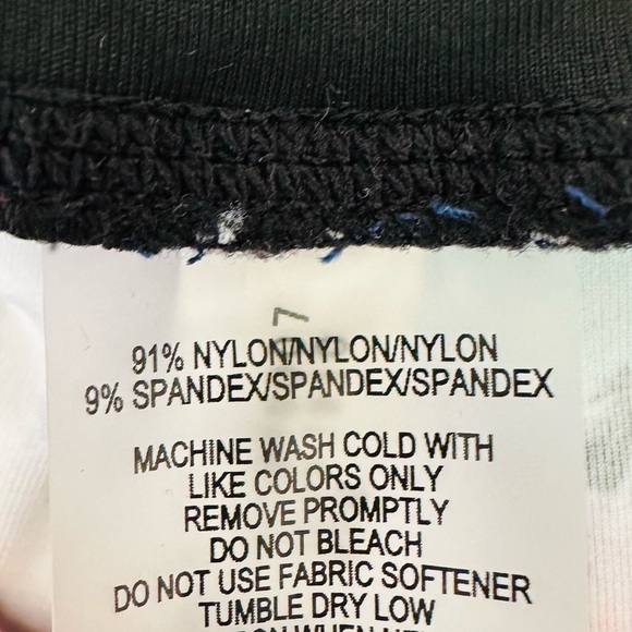 Calvin Klein Performance Leggings - Picture 9 of 9